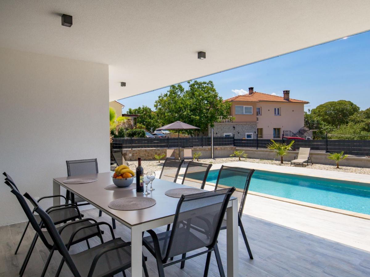 Holiday Home Villa Palma - Krk148 By Interhome Pinezići Buitenkant foto