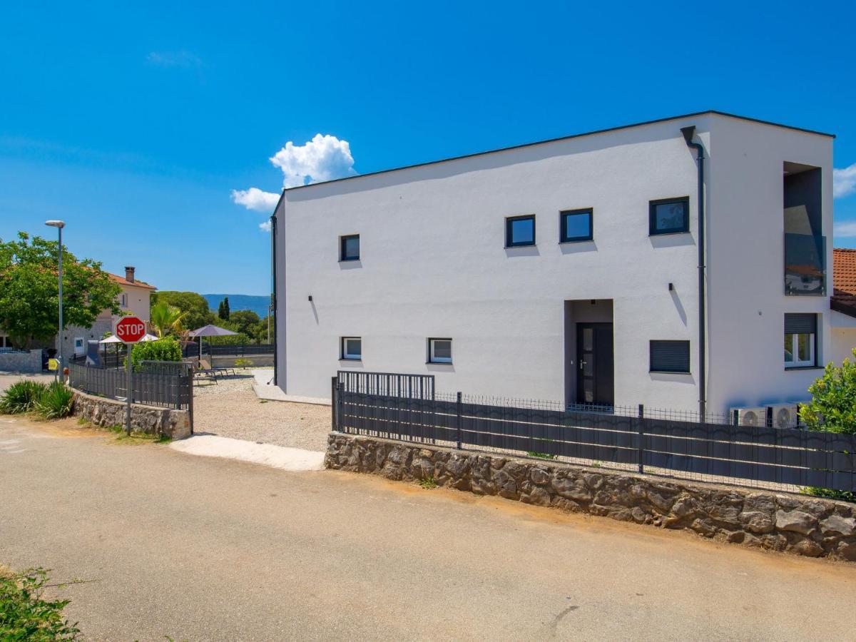Holiday Home Villa Palma - Krk148 By Interhome Pinezići Buitenkant foto