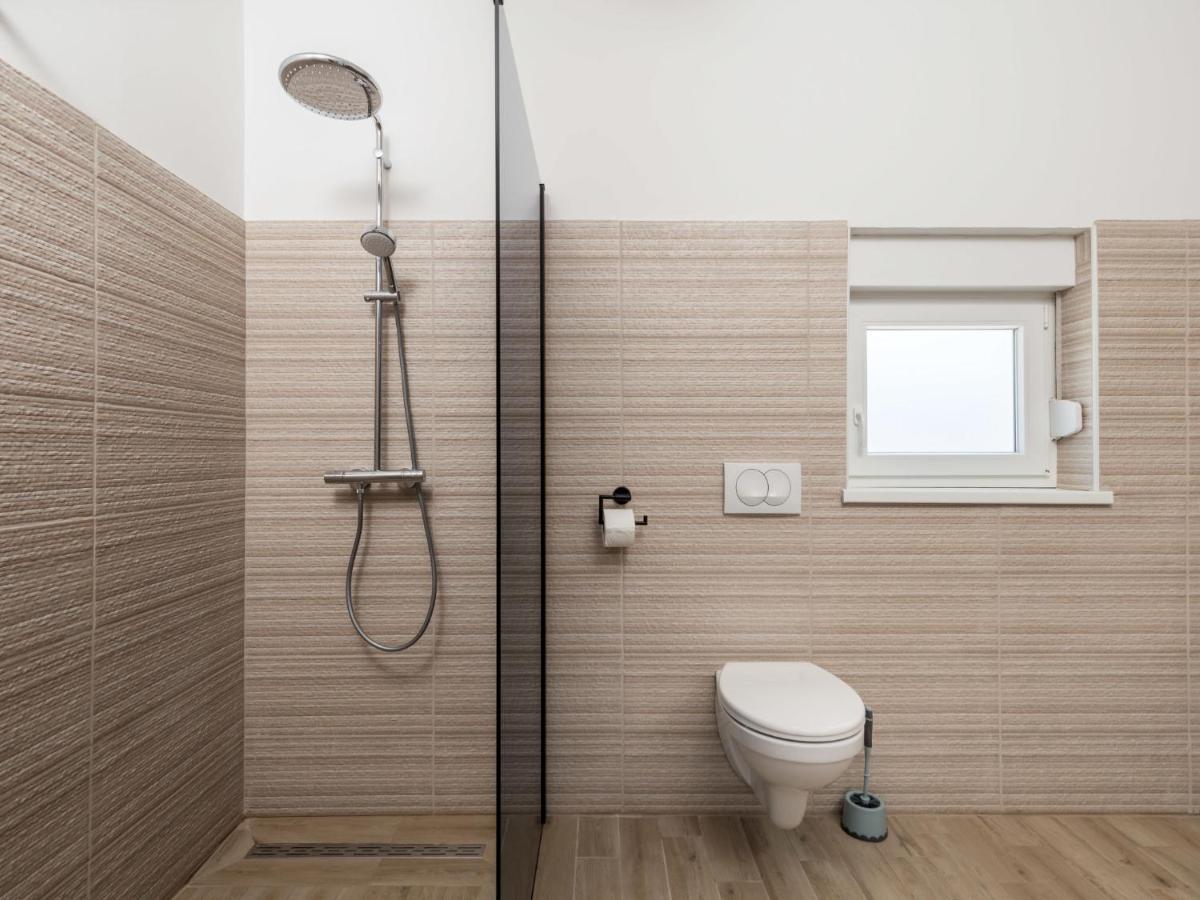 Holiday Home Villa Palma - Krk148 By Interhome Pinezići Buitenkant foto